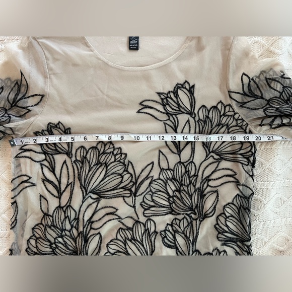Alfani Taupe Rayon Blend Embroidery Floral Sheer Sleeve women’s size medium - Picture 14 of 14